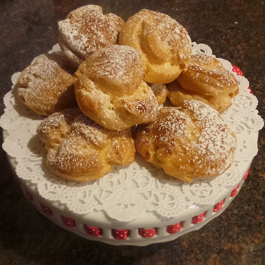 Cream puffs (vanilla)