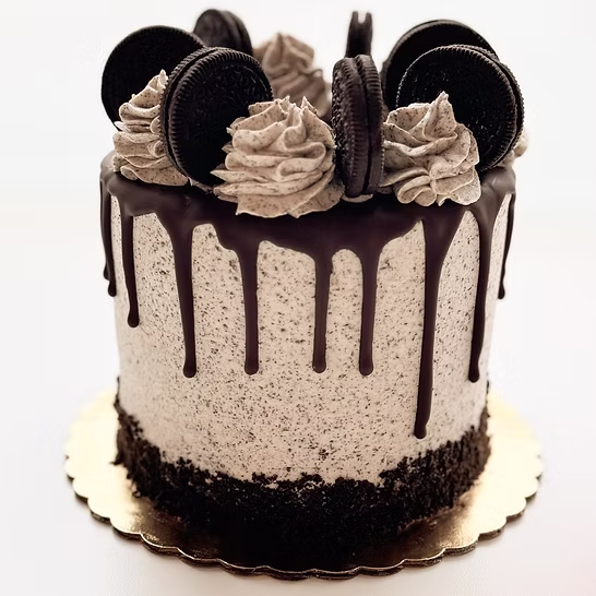 Oreo Drip Cake