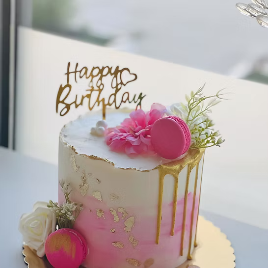 Semi Drip Cake